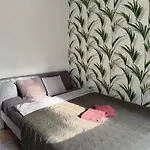 Lesny Taras Nad Zalewem Zegrzynskim W Serocku Lux 세로크
